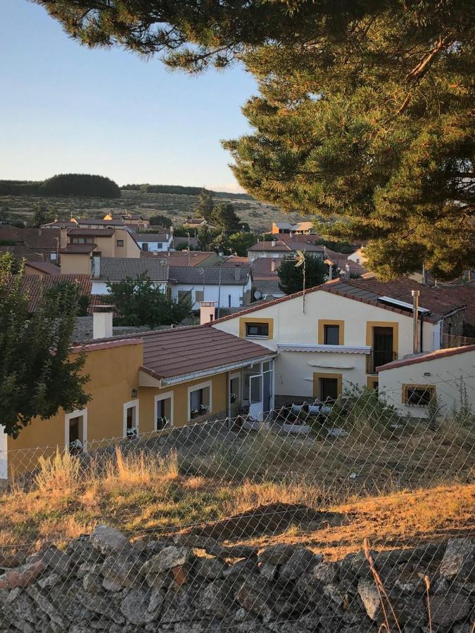 Casa Rural Los 7 Pinos De Gredos Navarredonda de Gredos Luaran gambar