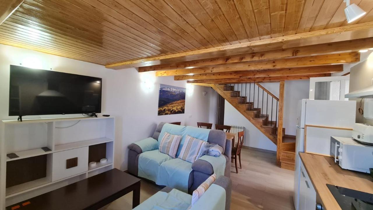Casa Rural Los 7 Pinos De Gredos Navarredonda de Gredos Luaran gambar