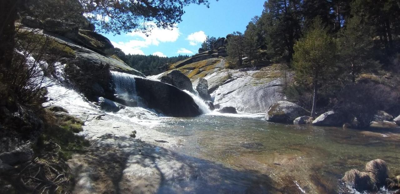 Casa Rural Los 7 Pinos De Gredos Navarredonda de Gredos Luaran gambar